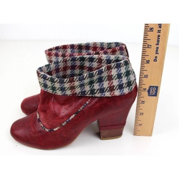NOT RATED RED GENUINE LEATHER MID HEEL ROUND TOE ANKLE BOOTS SHOES Sz 7US 37EU - Picture 9 of 9